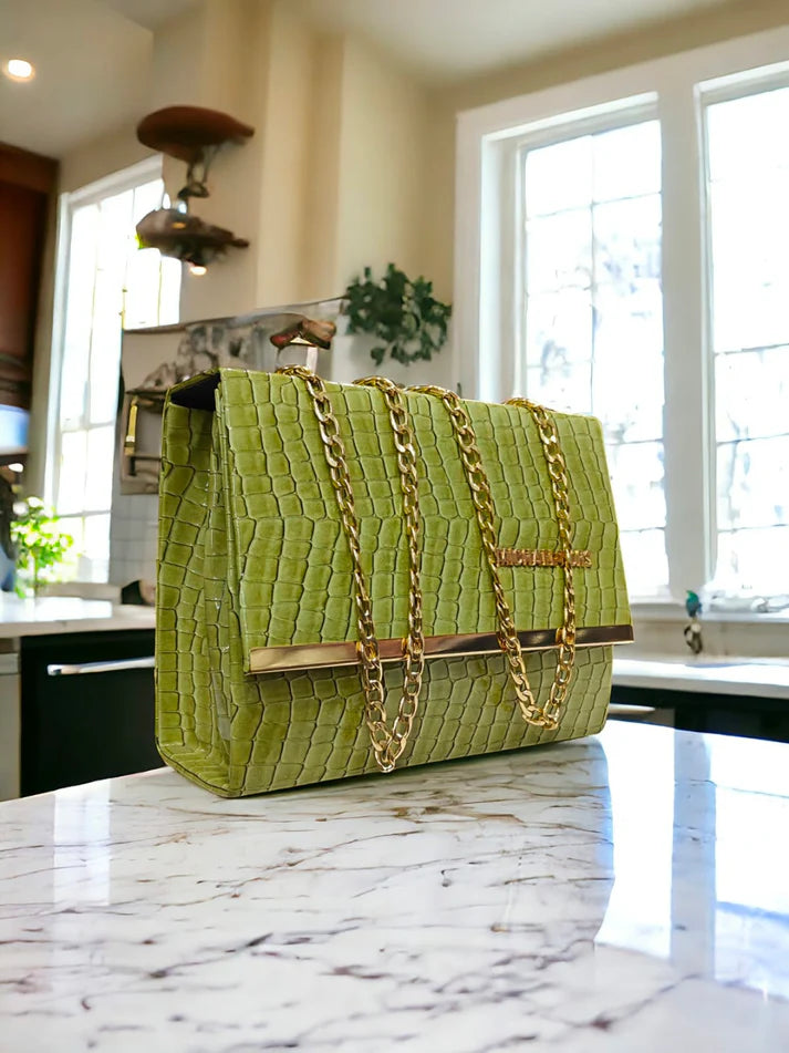 Patirent Box Bag β Textured & Trendy
